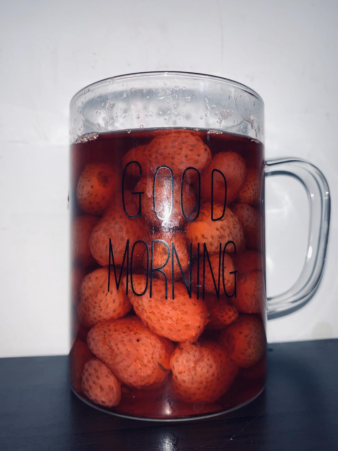 草莓罐头🍓