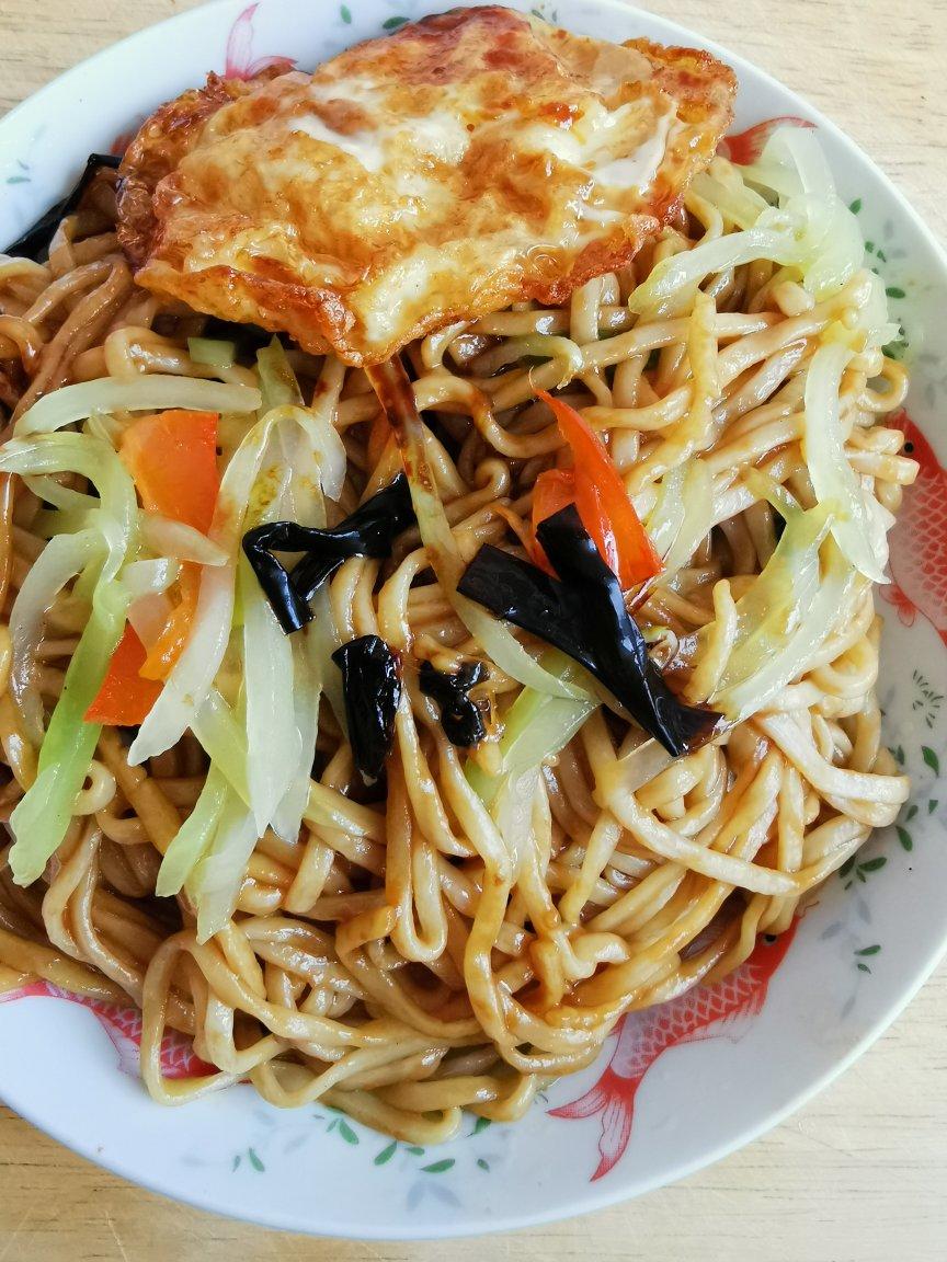 综合几个菜谱的自用葱油面