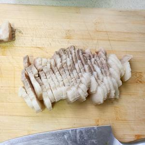 东北人过年的味道——酸菜汆白肉的做法 步骤3