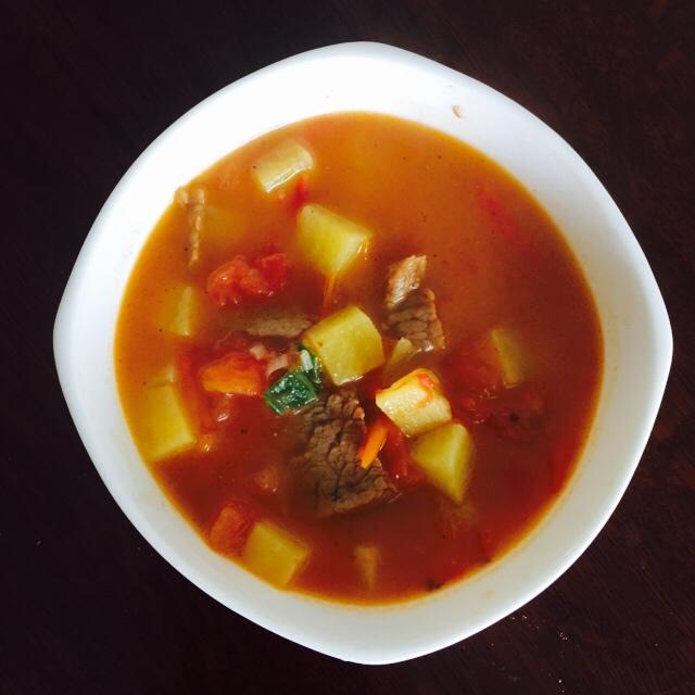 西红柿土豆牛肉汤