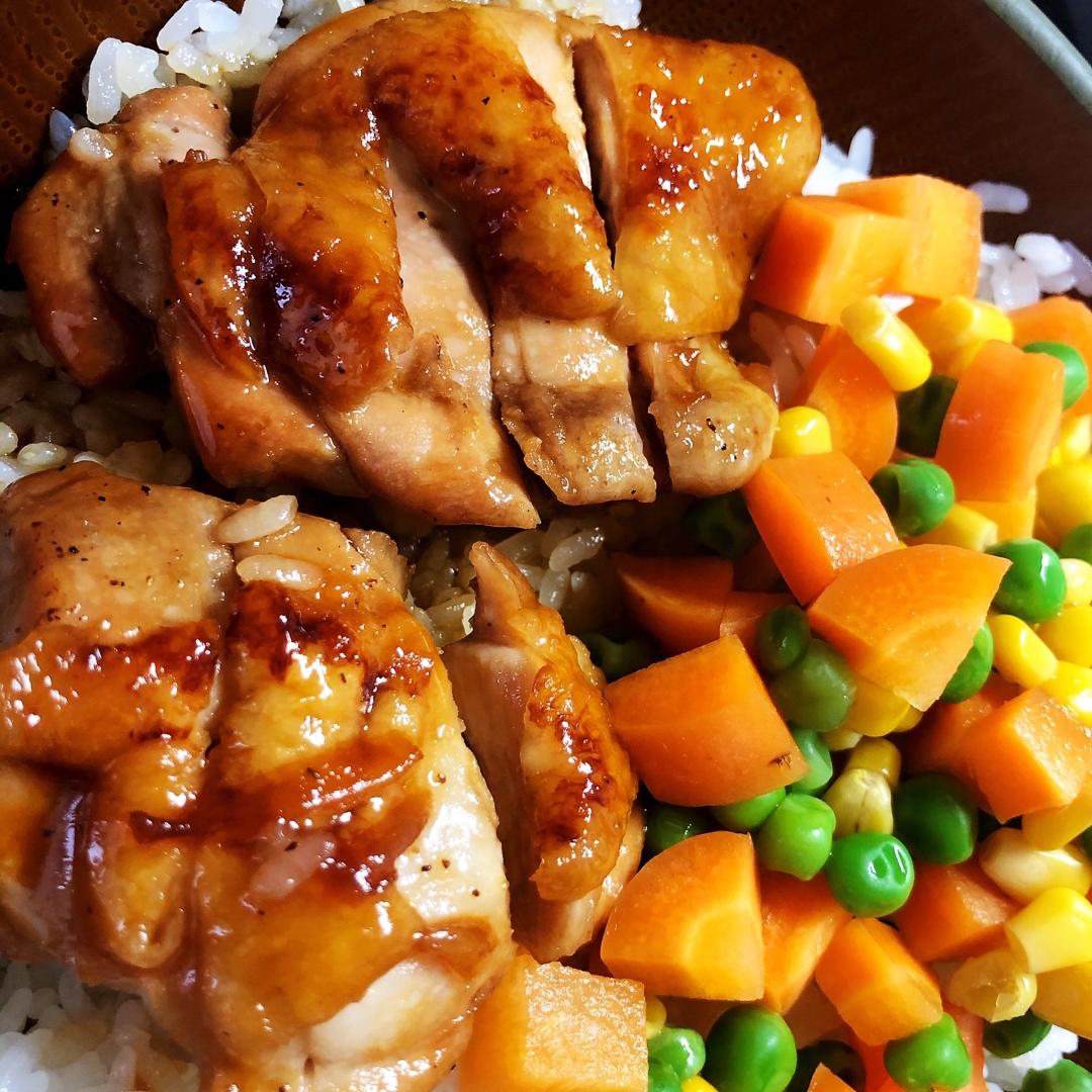 照烧鸡腿饭