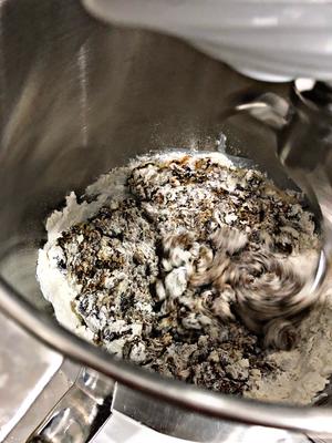 黑糖燕麦黑芝麻牛奶馒头的做法 步骤3