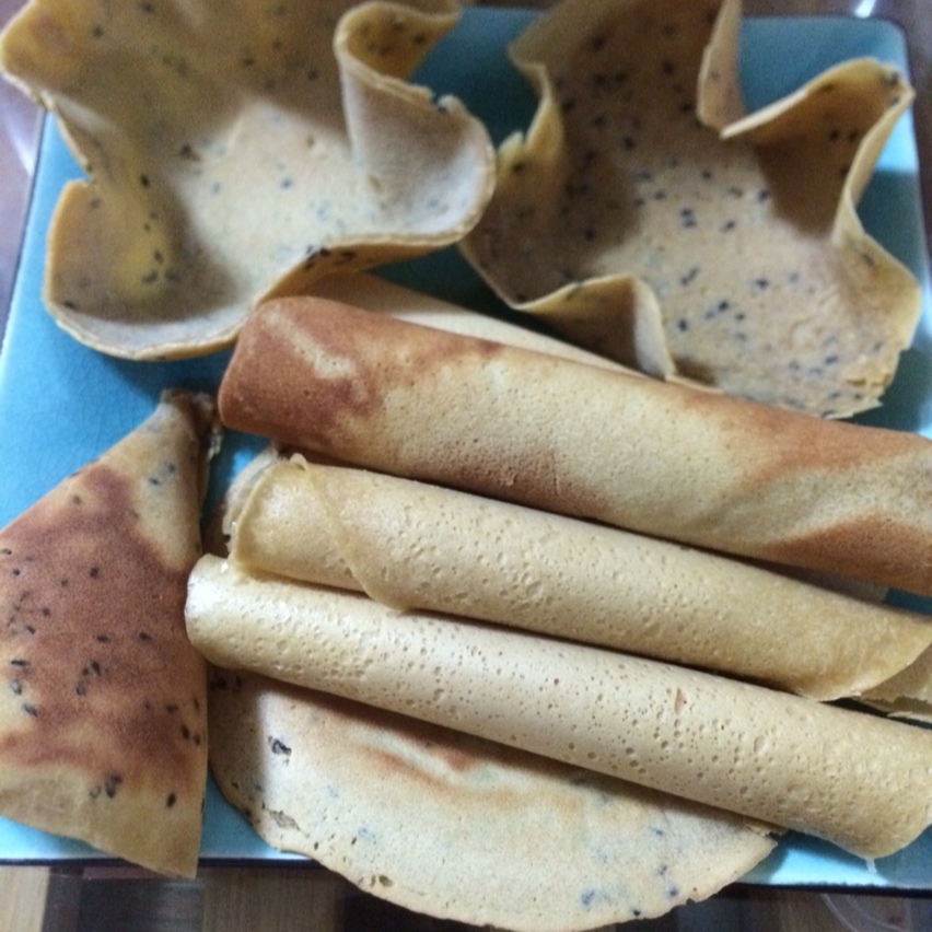 芝麻香酥蛋卷（视频食谱）