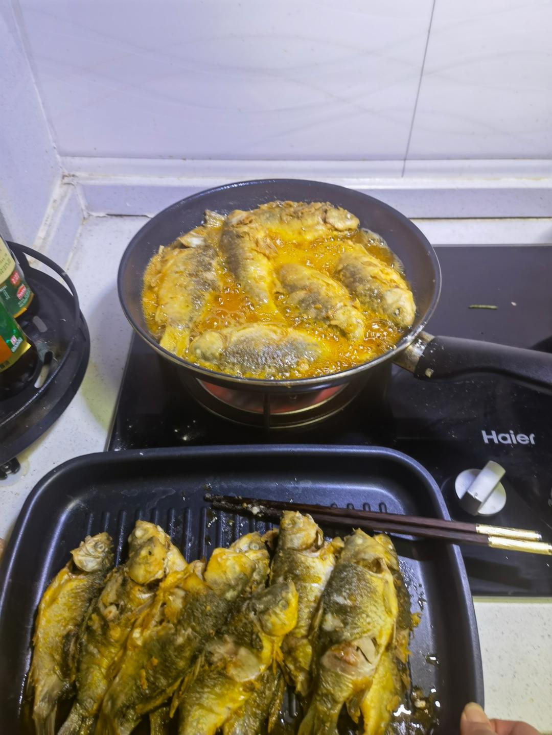 细嫩鲜香家常红烧小鲫鱼