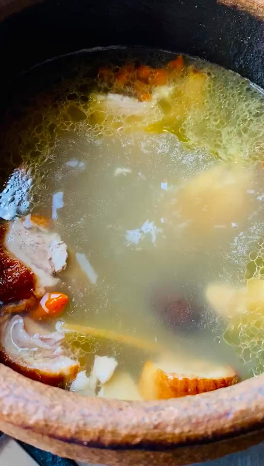 汤氏冬笋煲鸡汤