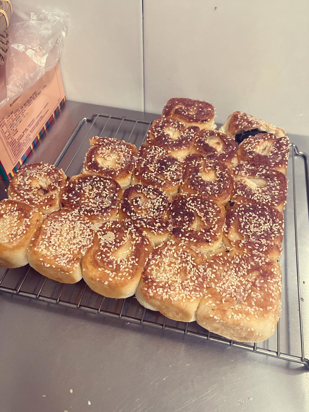 被邻居追着问的蜂蜜脆底小面包｜好吃到停不下来