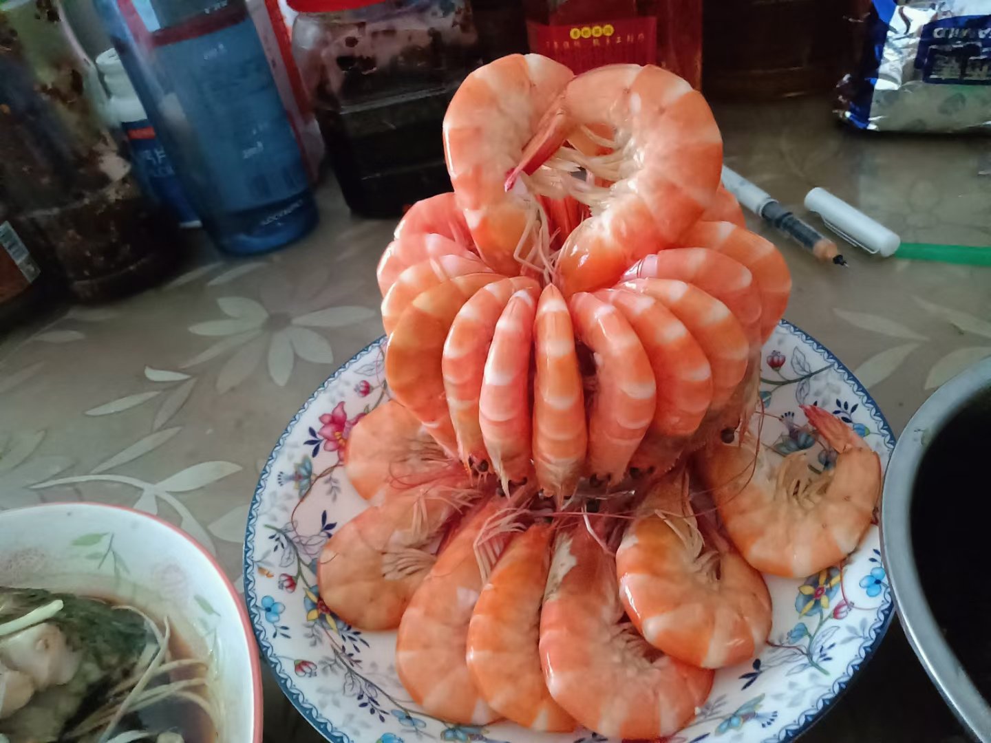 白灼虾的简单做法【分享美丽壮观的摆盘】