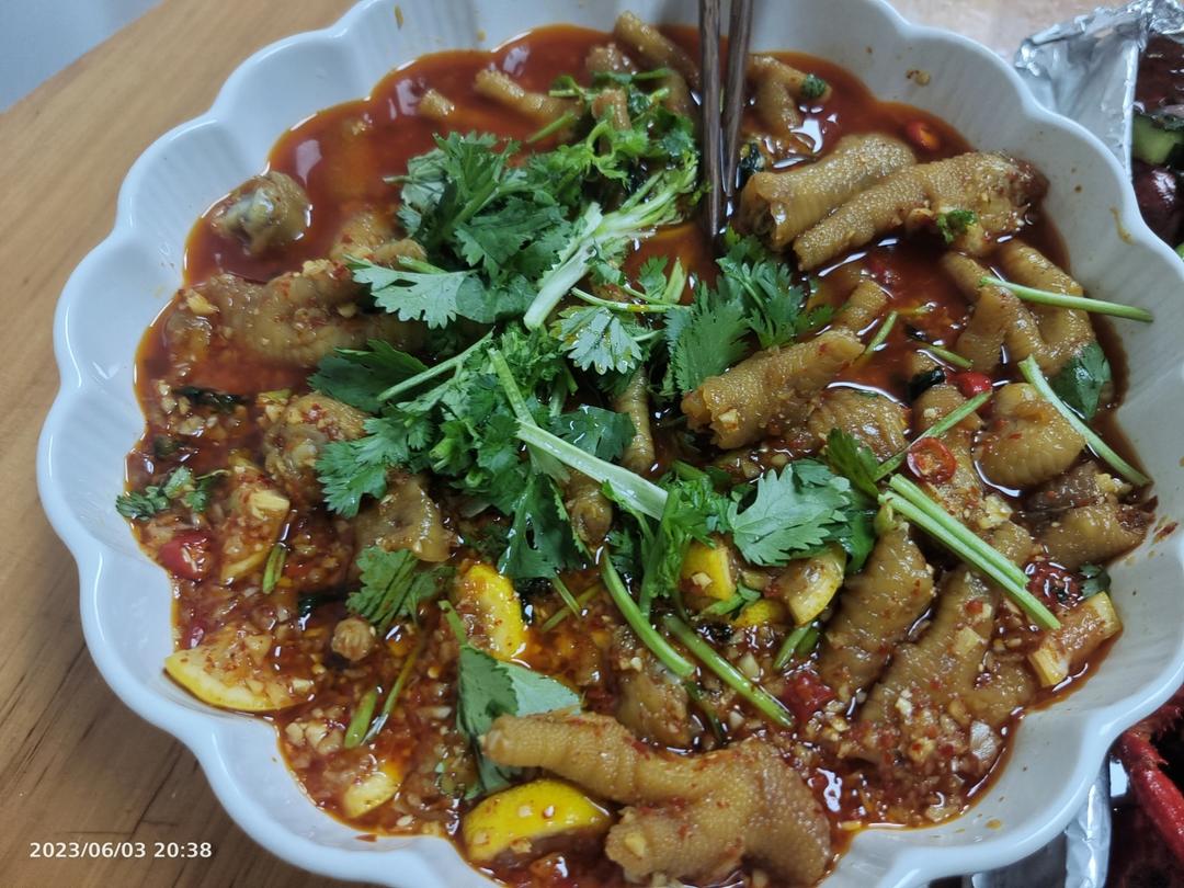 酸辣无骨柠檬鸡爪