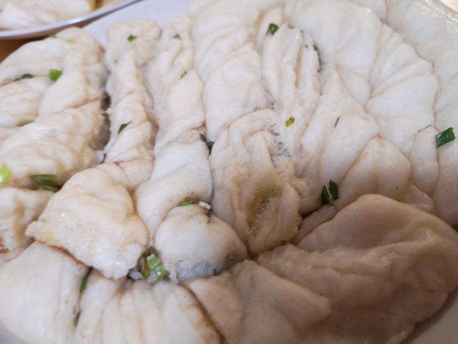 简单快手早餐美食~生煎小花卷