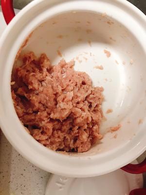 珍珠糯米丸子 糯米肉丸 雪花丸 魔飞锅 多功能料理锅的做法 步骤2