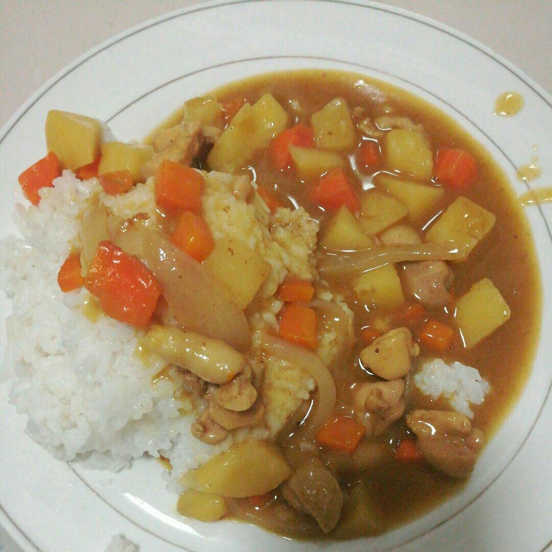 咖哩鸡肉饭