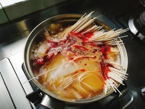 用火锅底料煮的超级好吃的面😂（与厨艺无关）的做法 步骤4