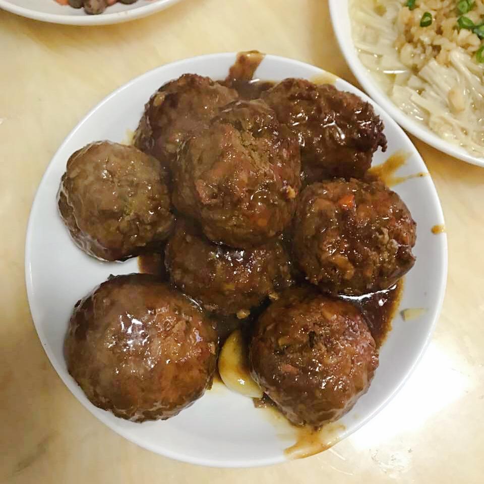 红烧狮子头