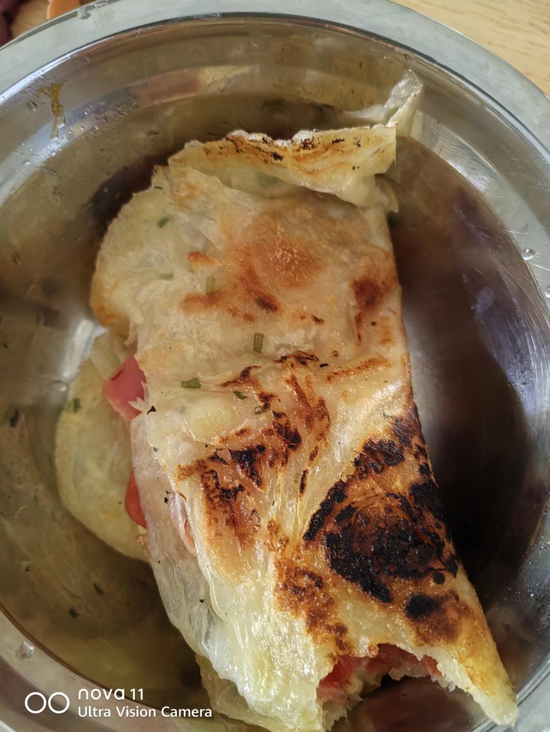 爆浆又拉丝的芝士番茄鸡蛋饼