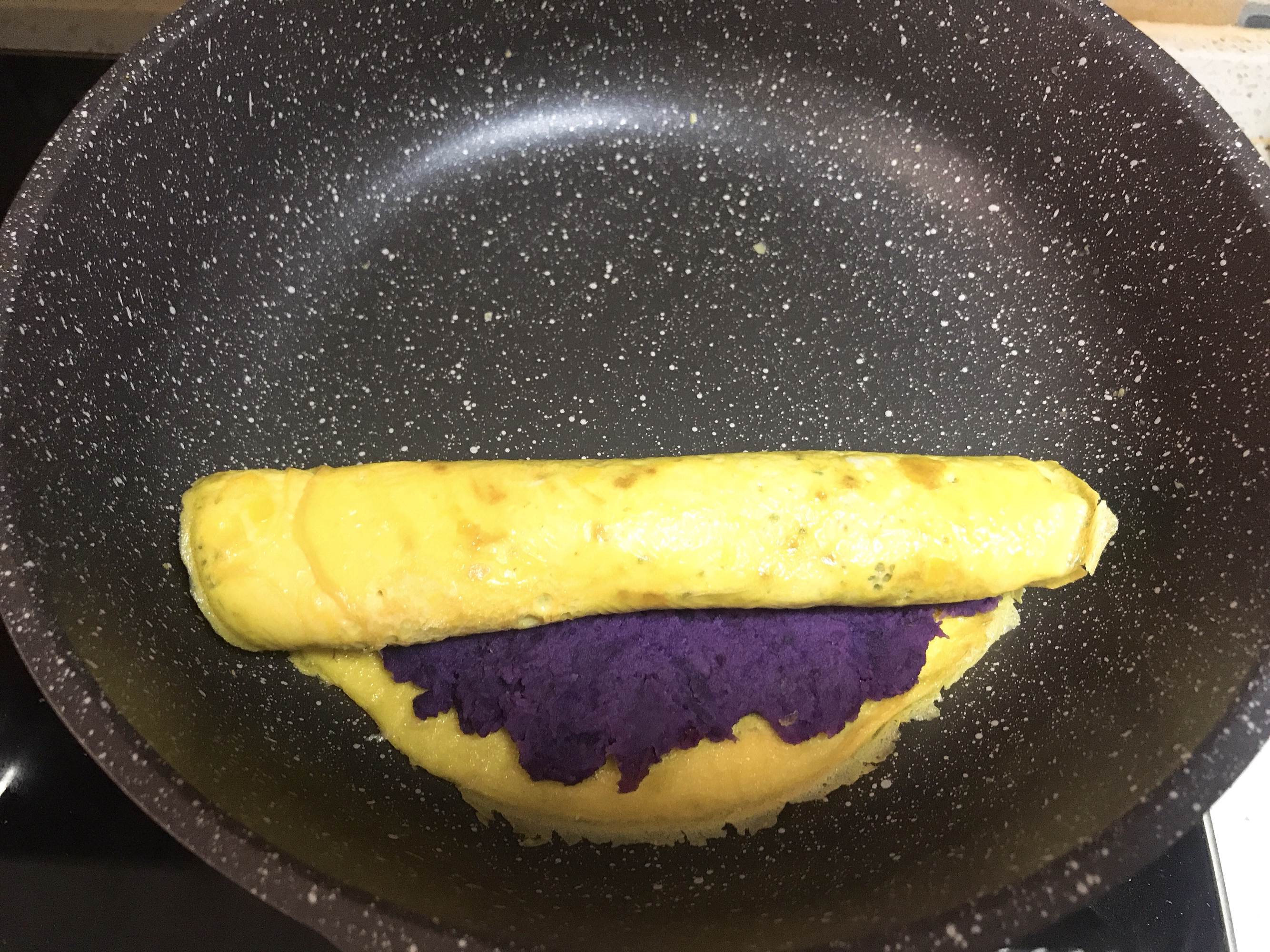 紫薯鸡蛋卷的做法 步骤7