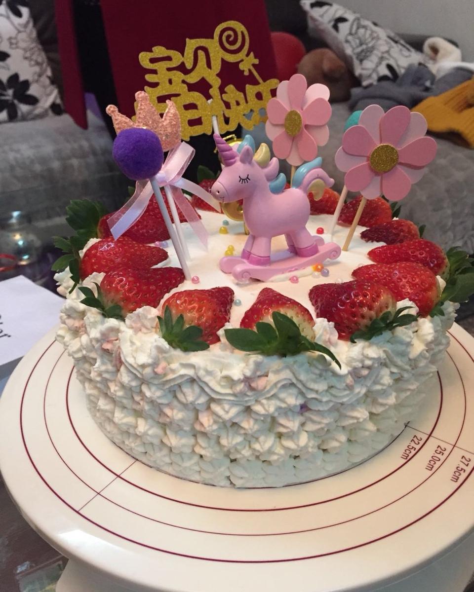 淡奶油裱花蛋糕