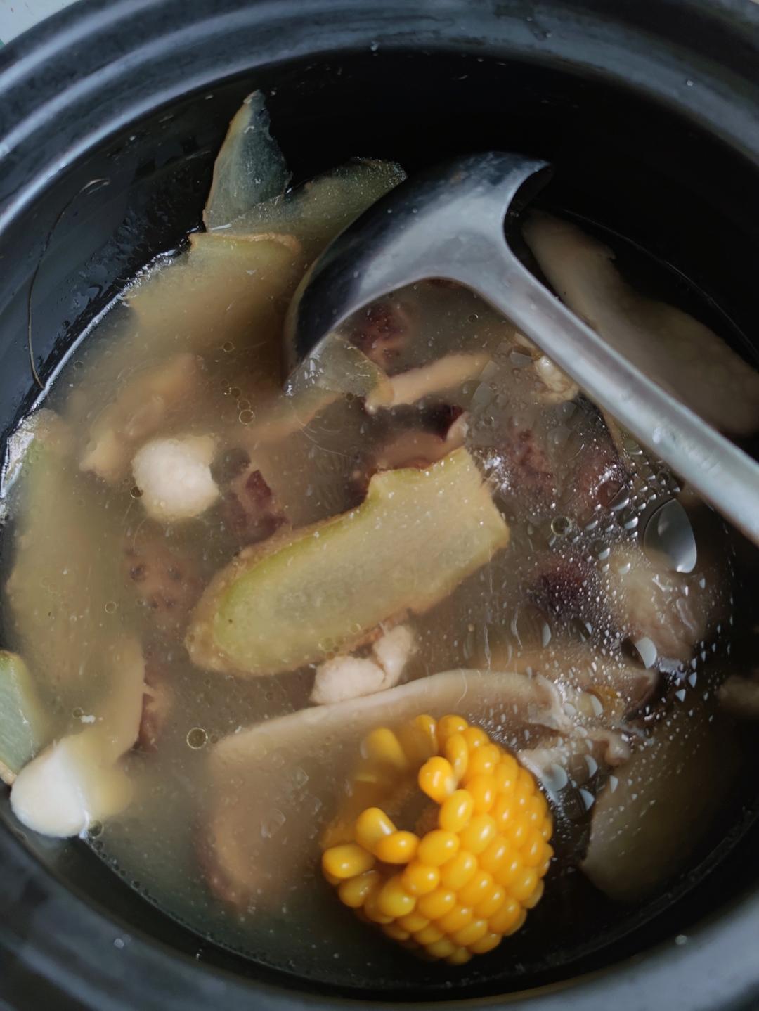 炖鸡汤