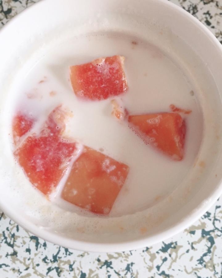 木瓜炖牛奶