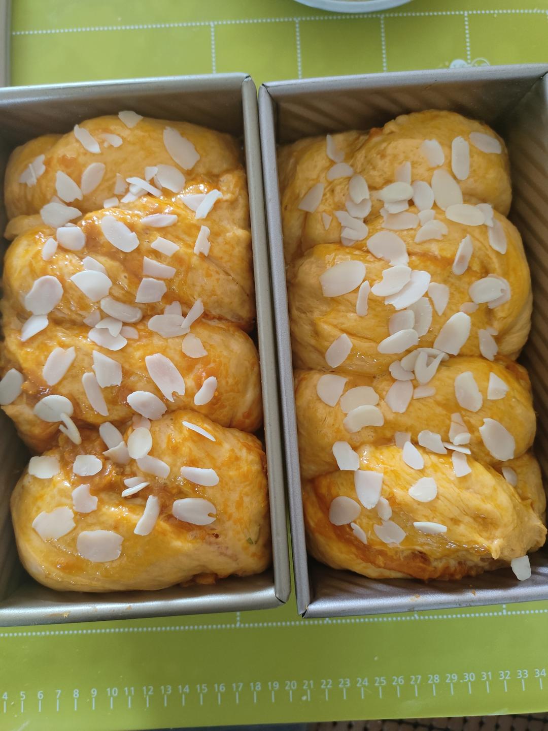 双倍美味南瓜吐司（双重南瓜，美味加倍）