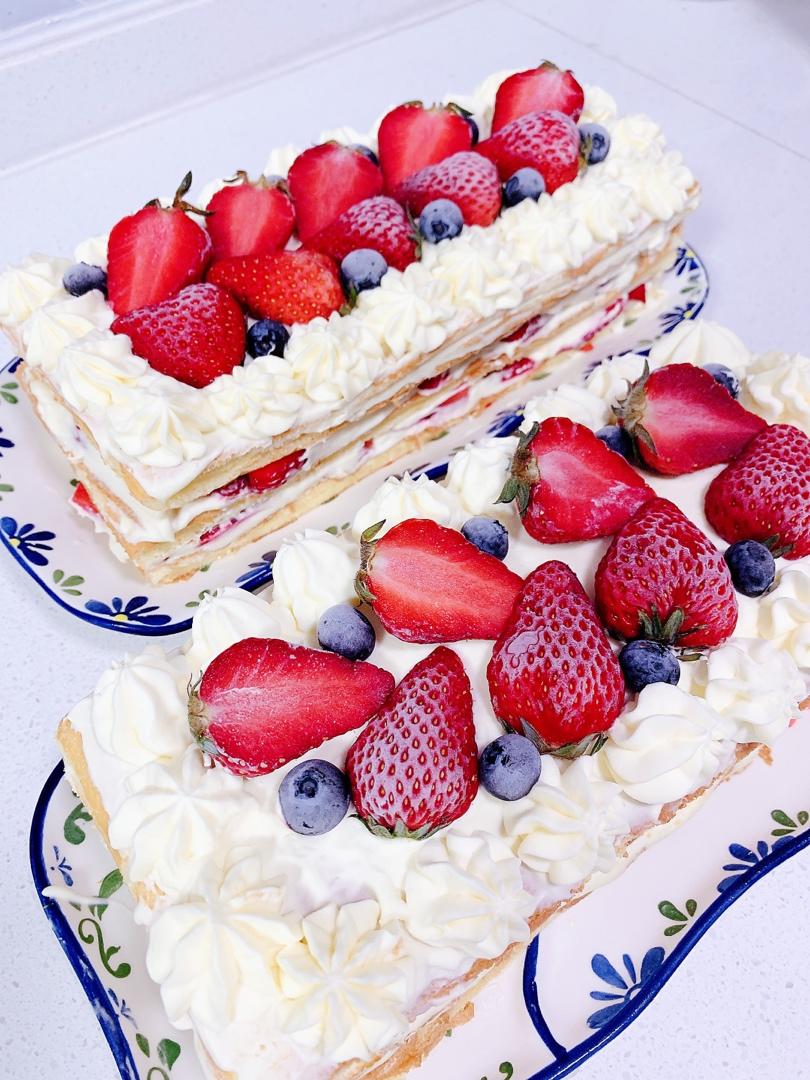 胖乎乎奶油芒果卷/不开裂不掉皮全过程详细图解烘焙视频/蛋糕篇6：「厚卷」