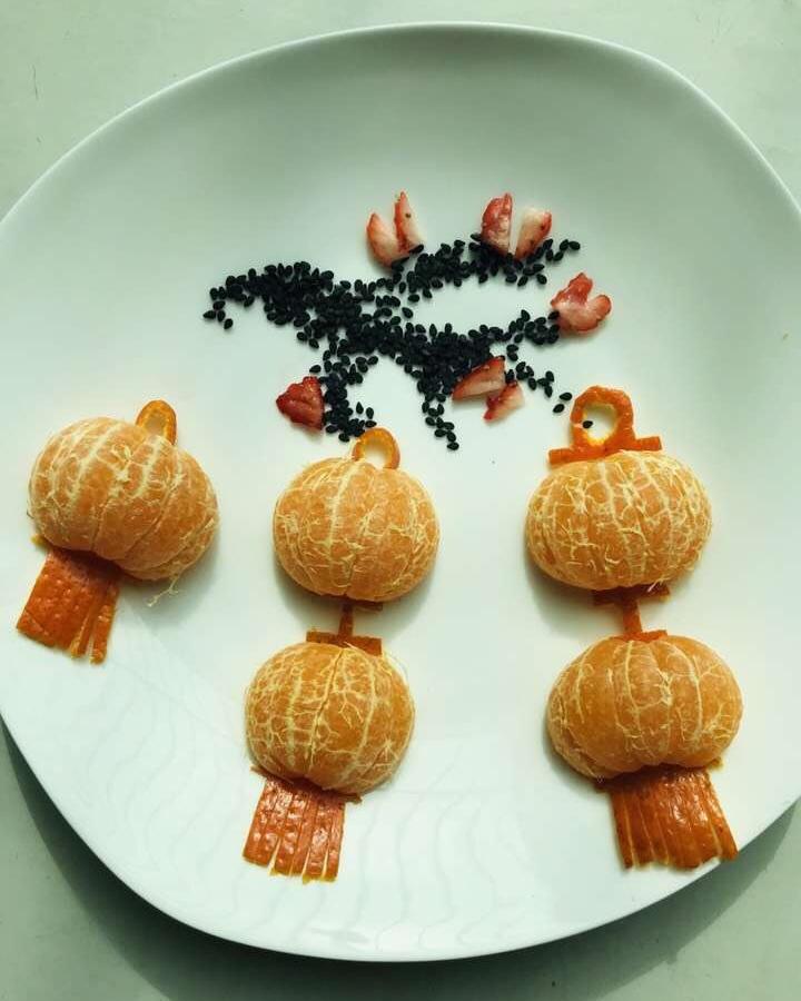 大红灯笼高高挂