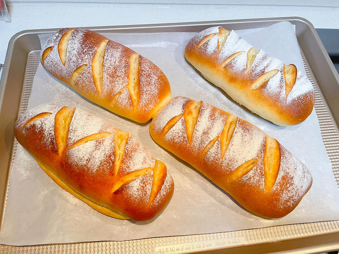 榴莲芝士软欧包