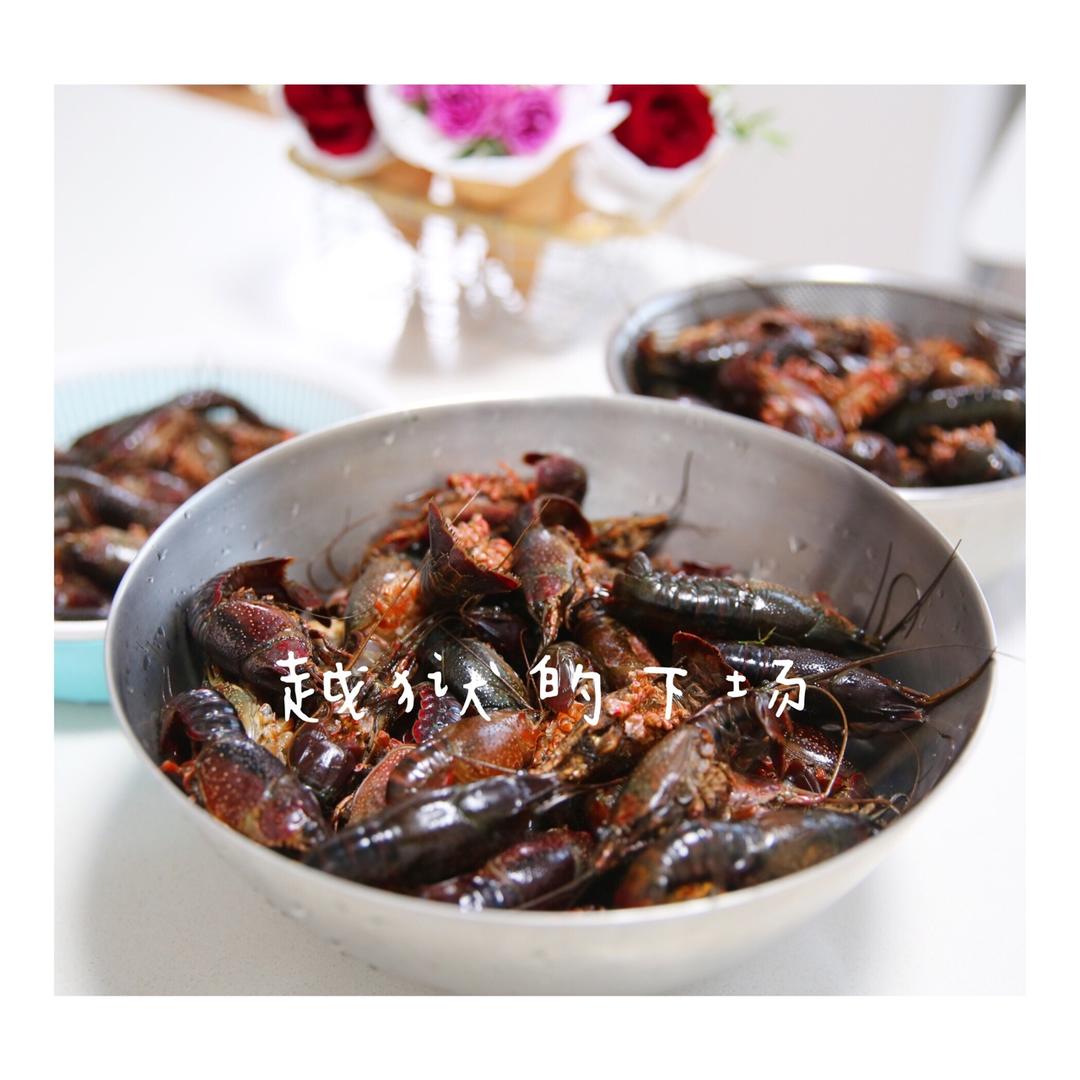 详解如何清理以及辨别小龙虾
