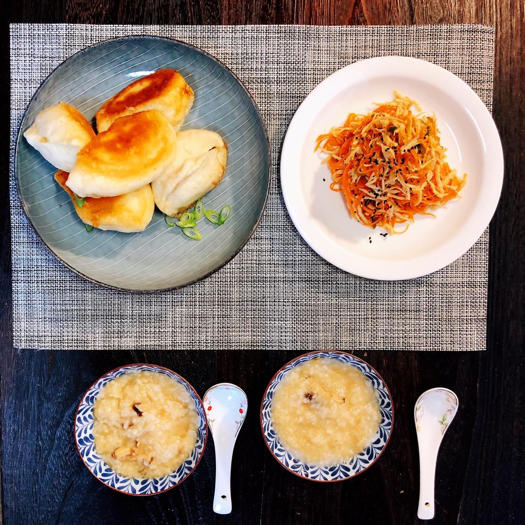 脆香生煎小笼包