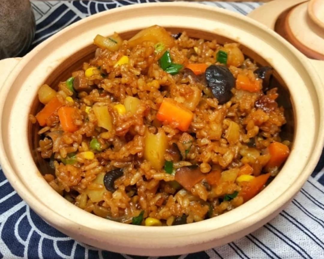 懒人版土豆焖饭 | 马克西姆微压不粘锅的做法