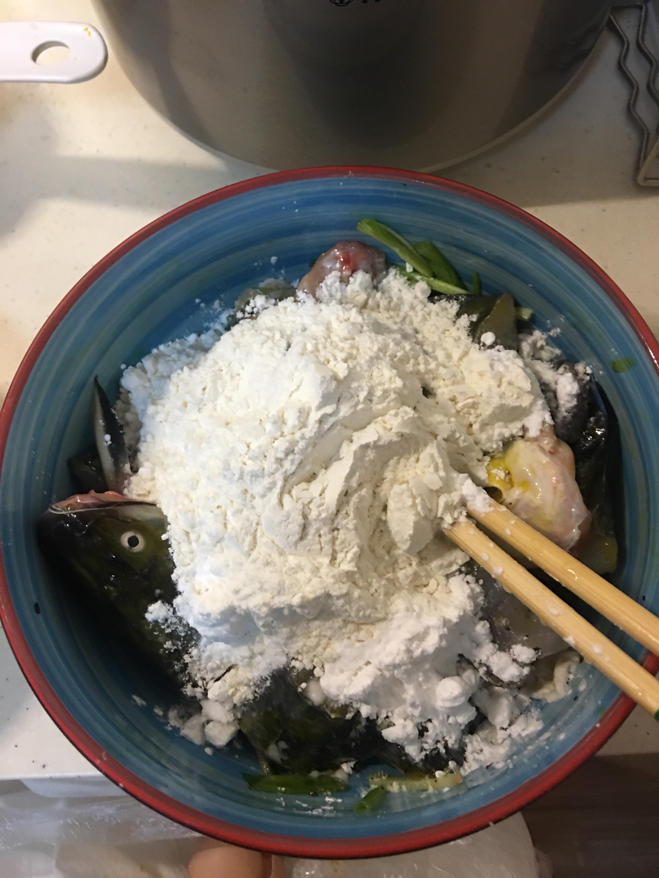昂刺鱼豆腐番茄汤的做法 步骤3