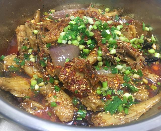 水煮耗儿鱼的做法