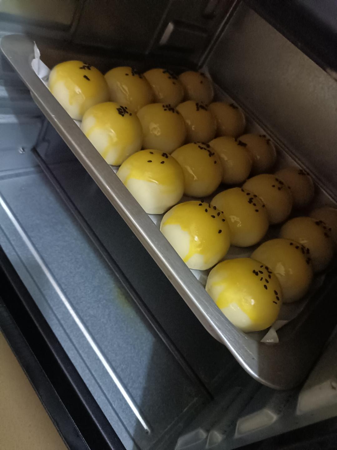 超简单 免揉 酥掉渣的蛋黄酥(超详细附全程视频)不破酥『万能酥皮』