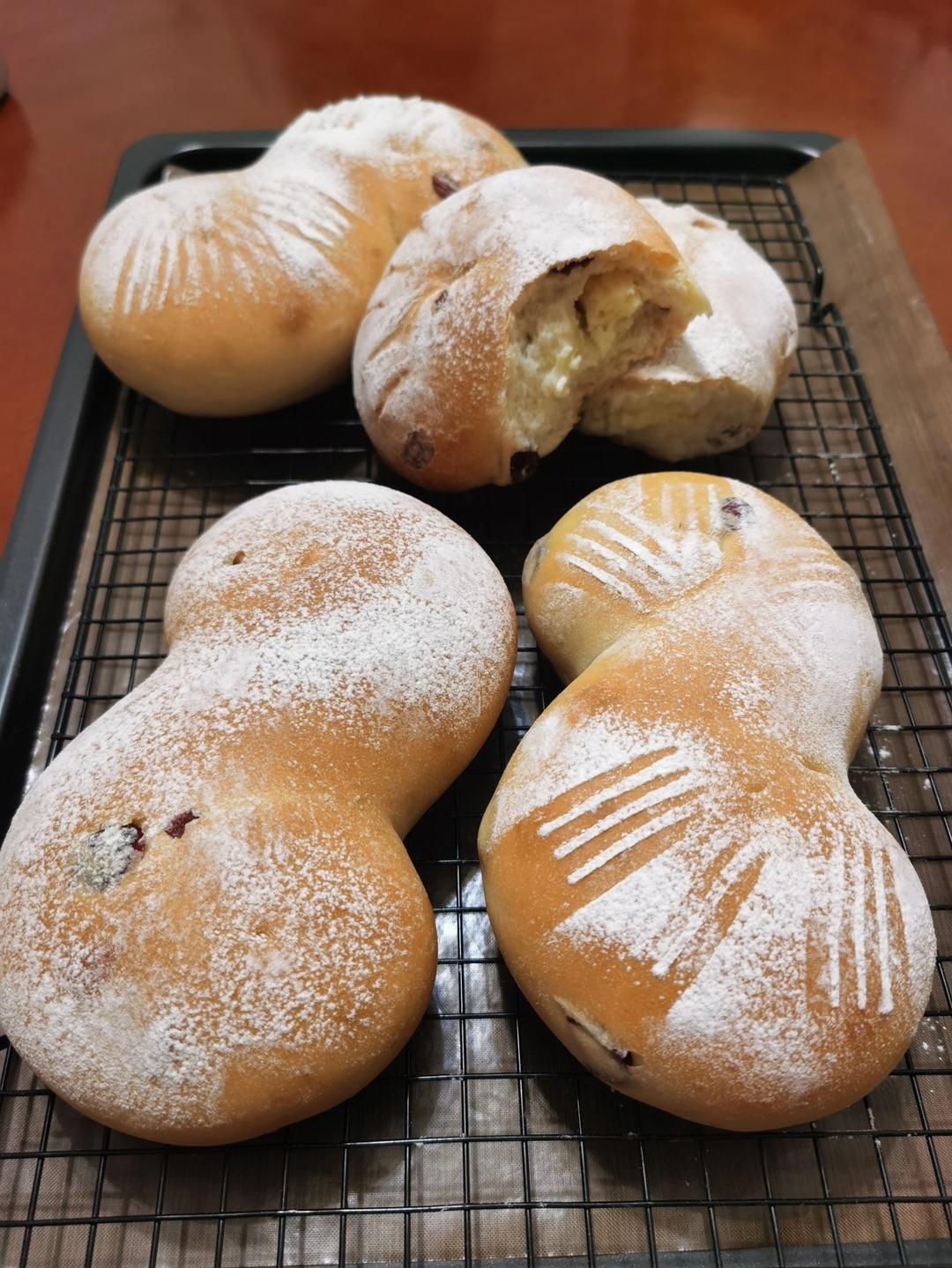 《Tinrry+》蔓越莓乳酪软欧（帅帅小厨）