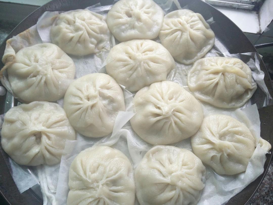 灌汤小笼包