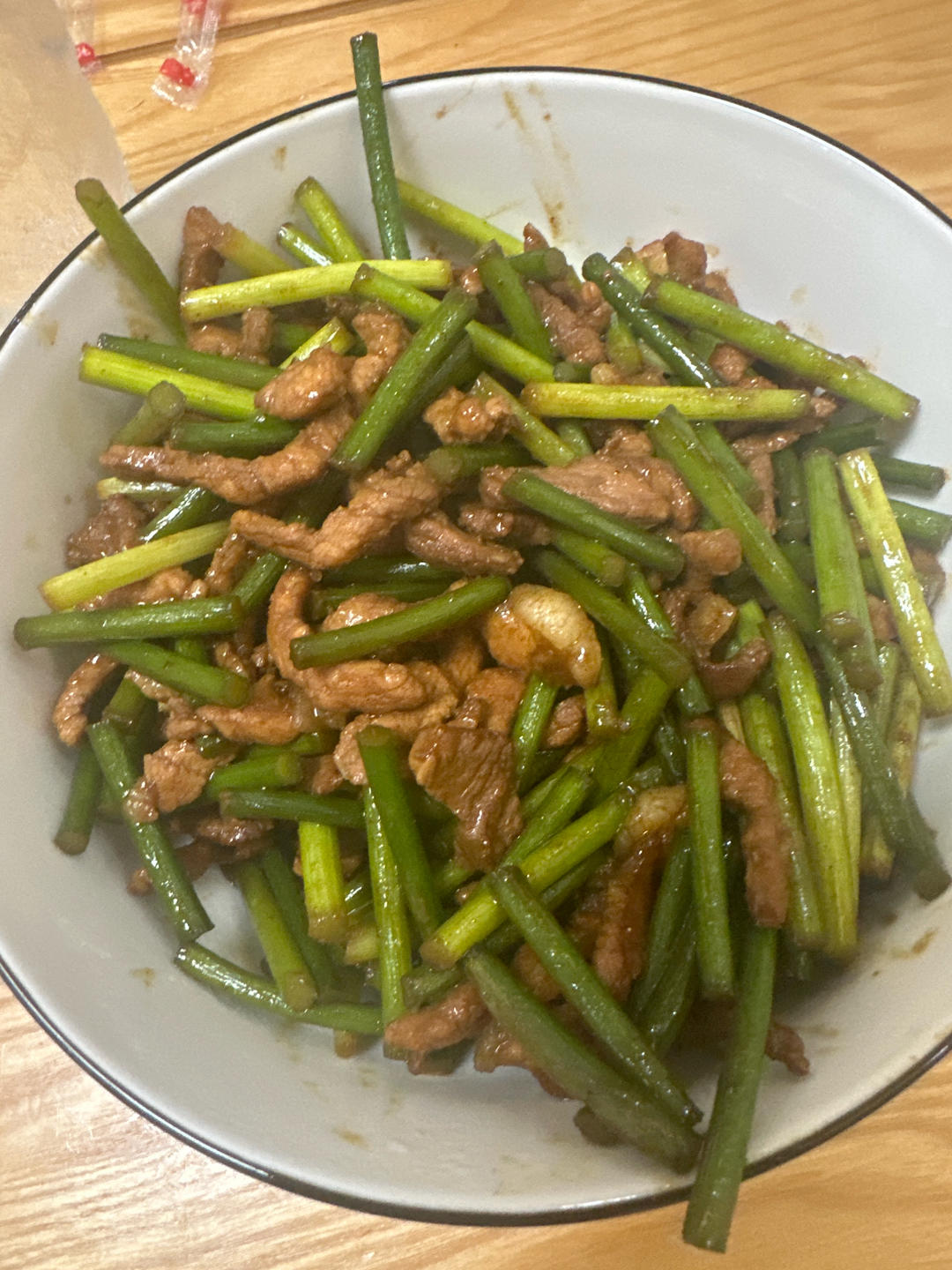 简单易做的下饭菜－蒜苔炒肉