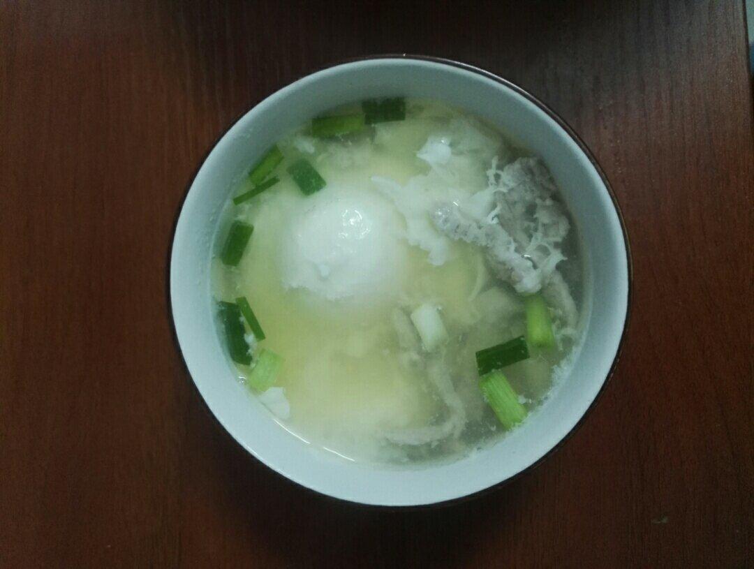 瘦肉水煮荷包蛋汤