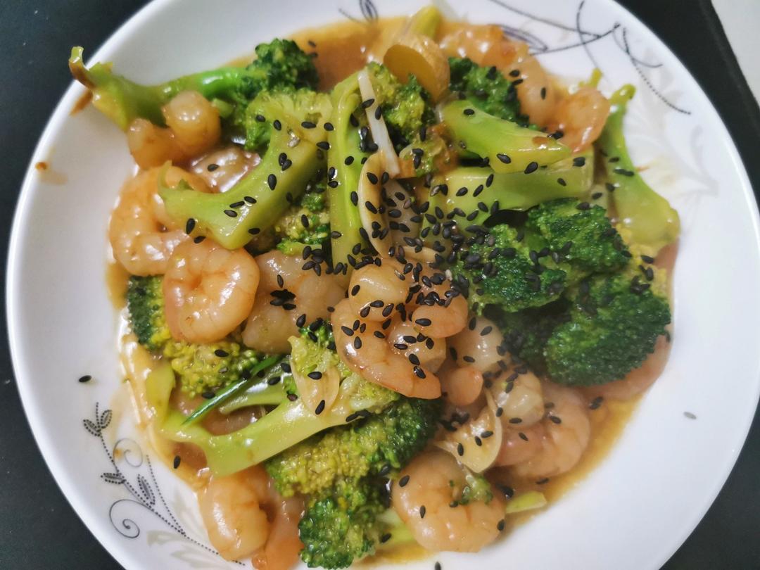 减肥去脂的西兰花炒虾仁