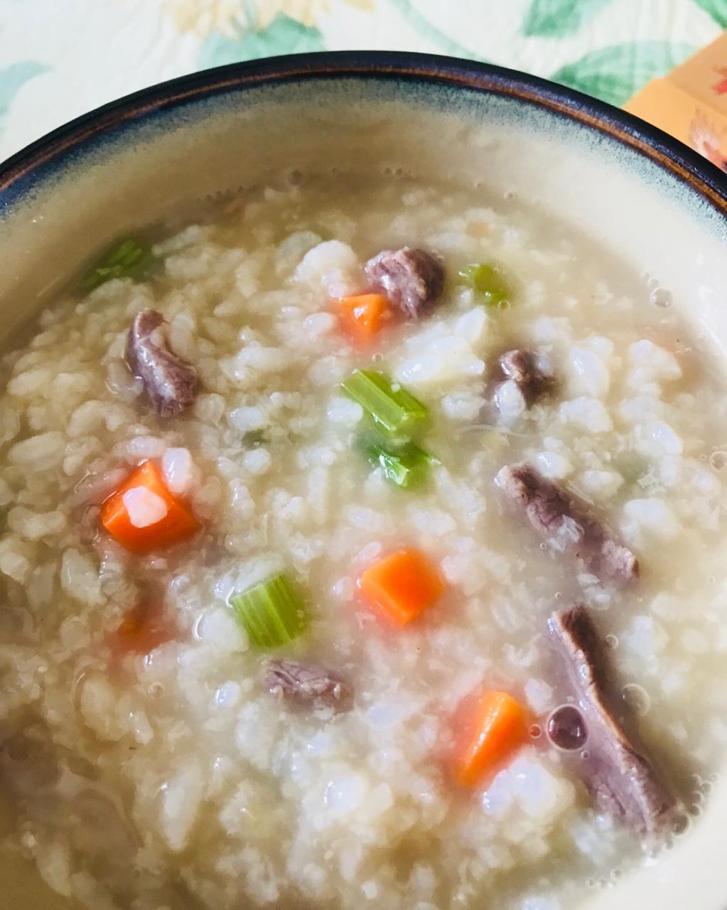 樊小玺做的芹菜牛肉粥