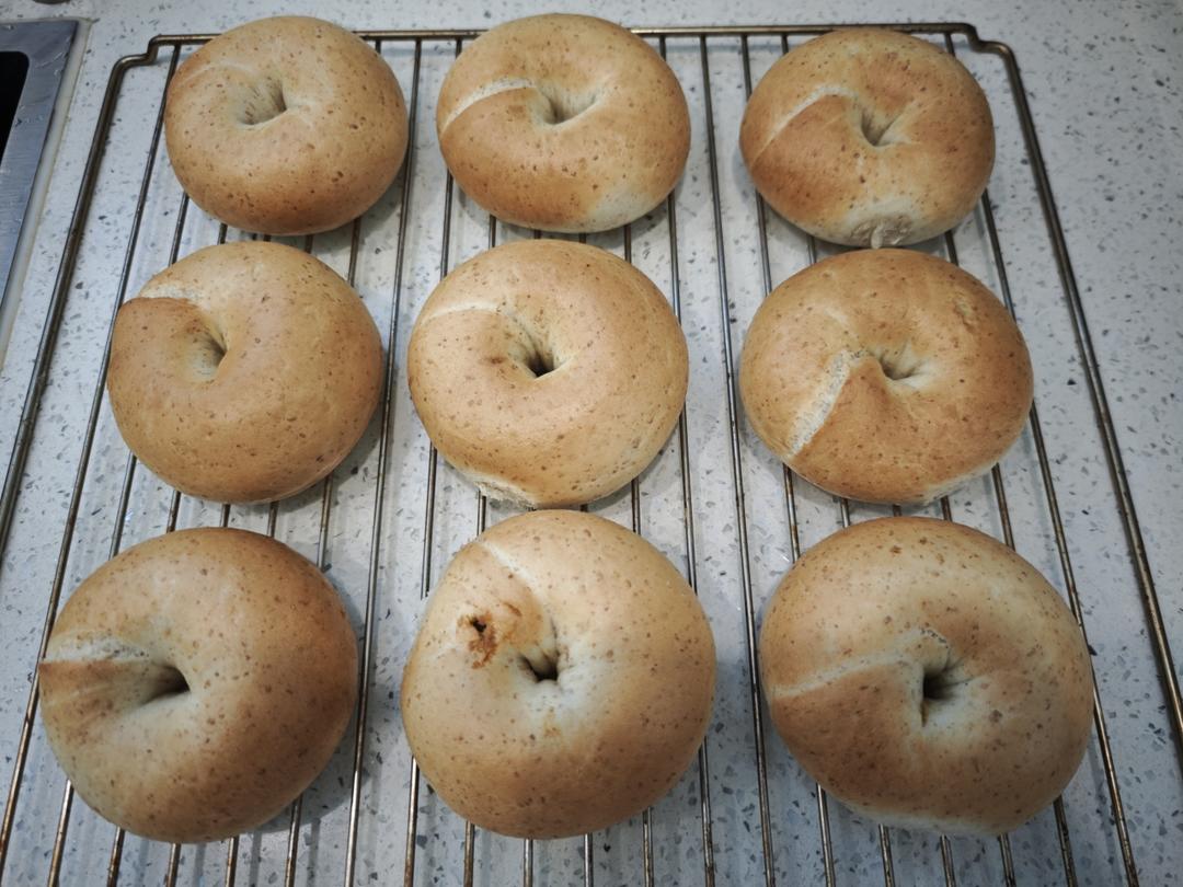 麻辣香肠贝果｜爱吃辣的和爱吃贝果的都码住