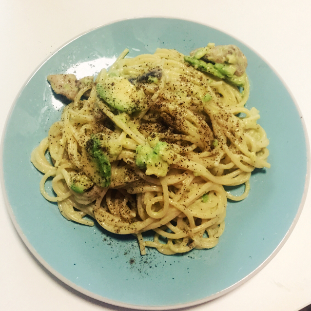 虾仁牛油果意面