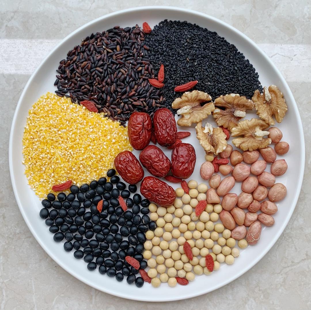 营养加倍第1天，补肾养发✅益气养血✅好喝✅的做法