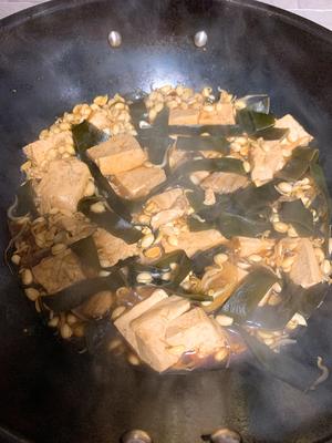 海带豆芽炖豆腐的做法 步骤3