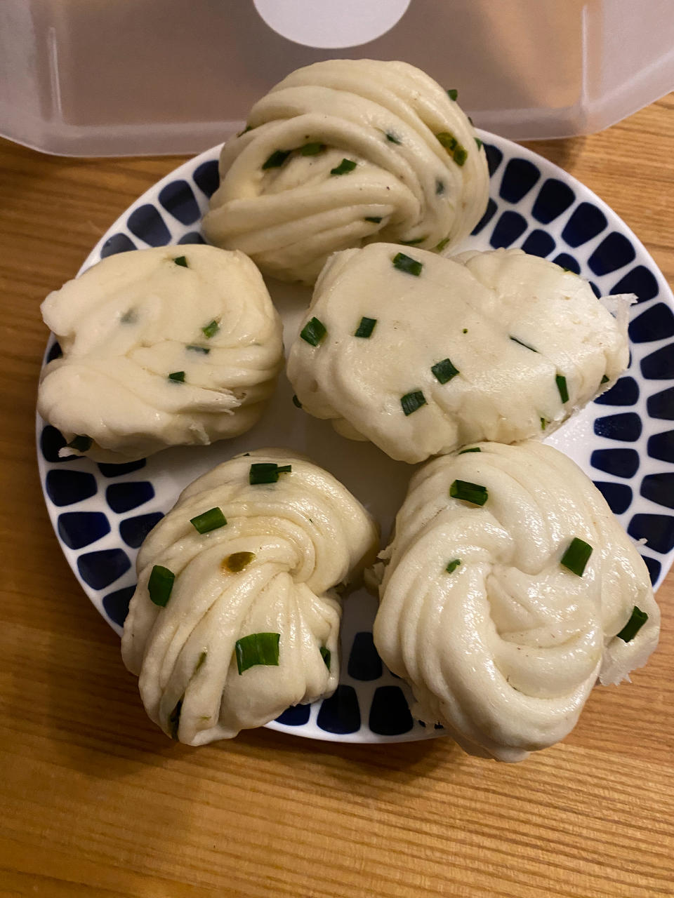 葱油花卷，一根筷子卷出漂亮的造型