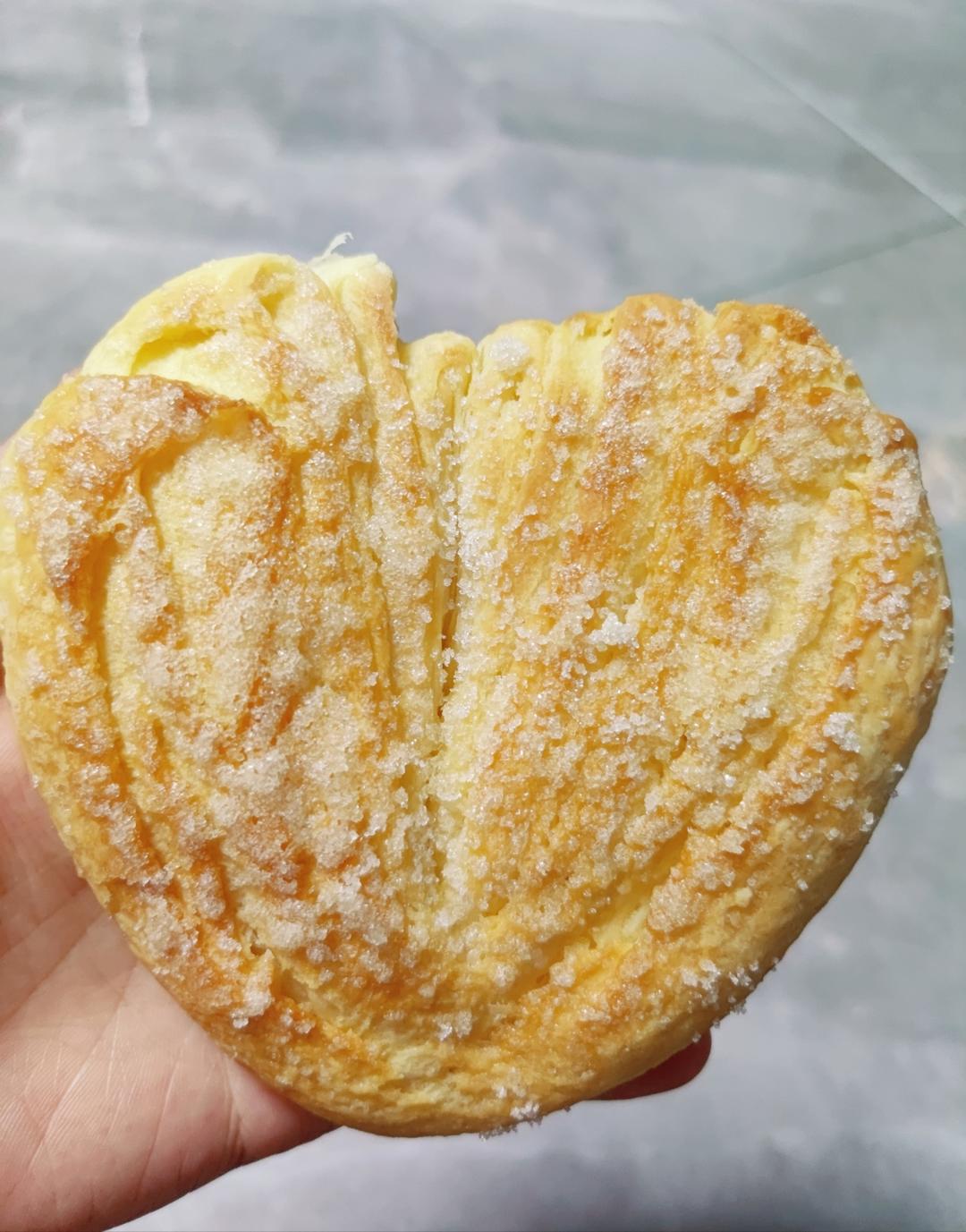 跟面包一样好吃的❤️心形❤️糖酥饼！！！！