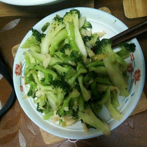 蚝油蒜蓉西兰花