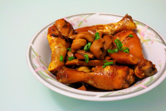 红烧杏鲍菇鸡翅根