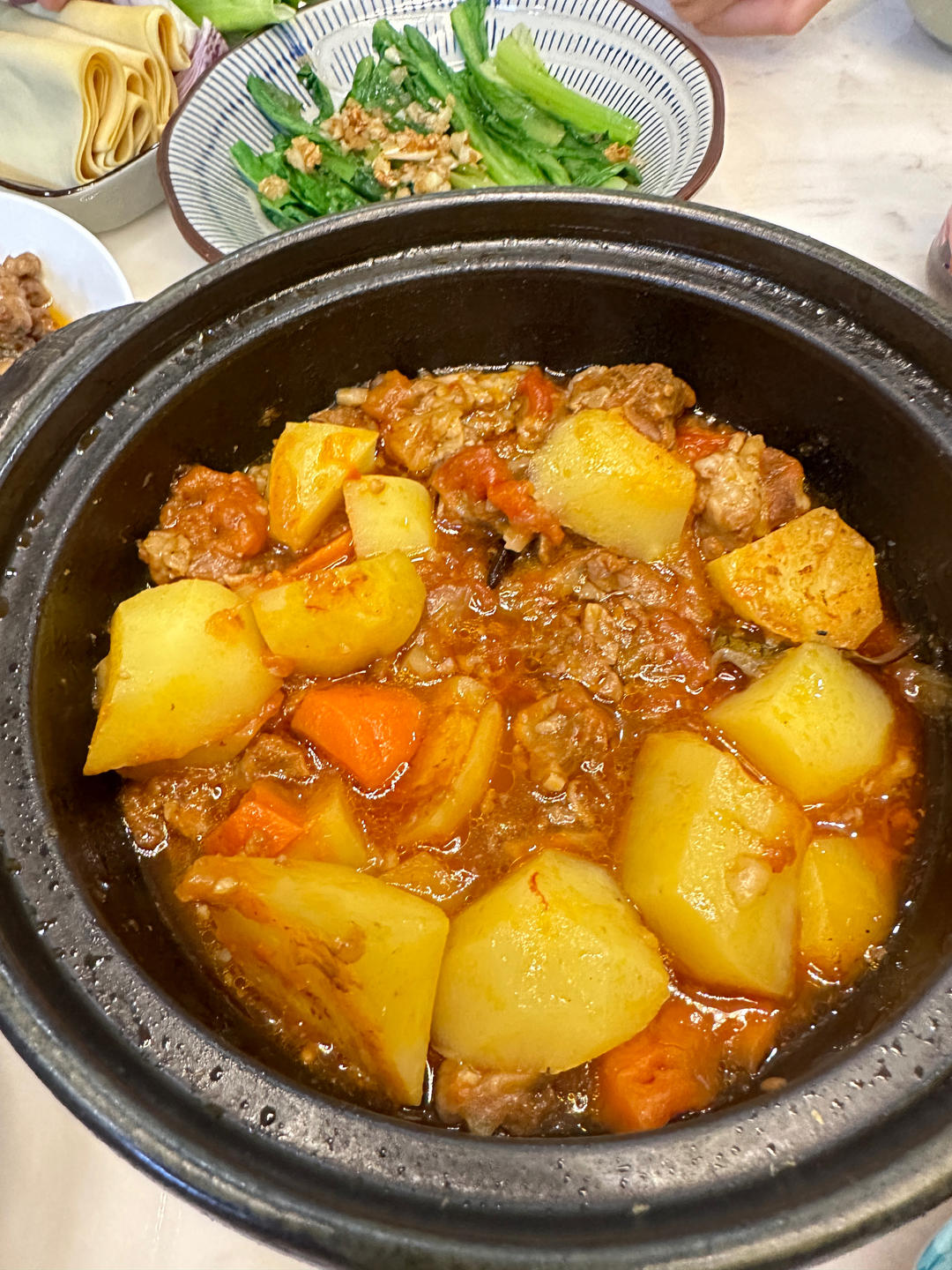 西红柿牛腩土豆