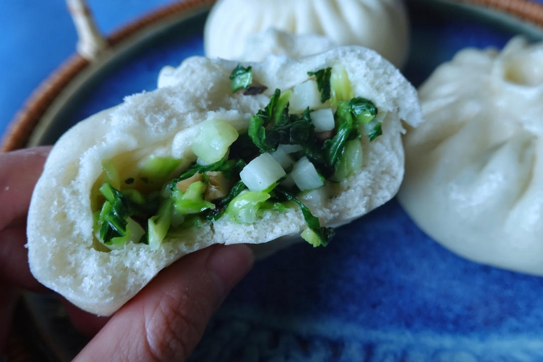 冬笋香菇菜包