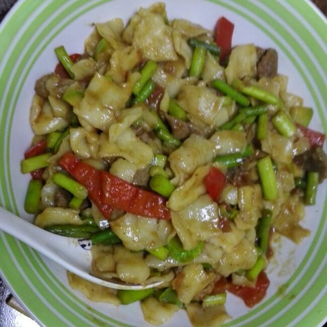 炒面片家常版的做法