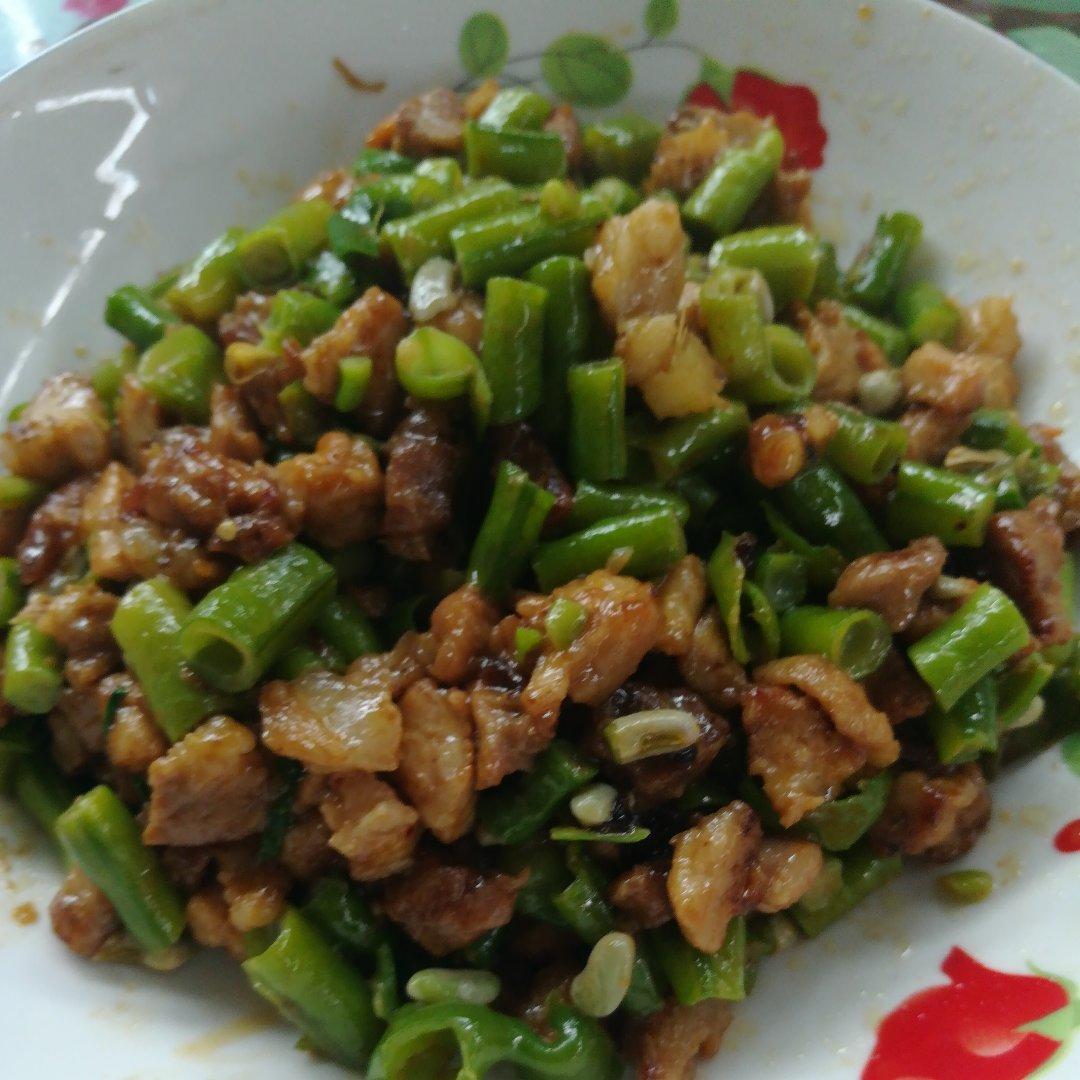 肉沫豆角下饭菜